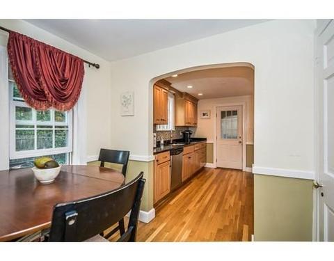 10 Grand St, Reading, MA 01867 photo 12