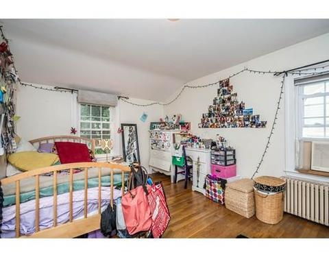 10 Grand St, Reading, MA 01867 photo 16
