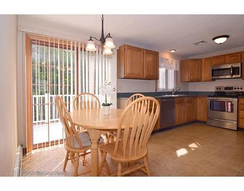 25 Theodore Ln, Attleboro, MA 02703 photo 4