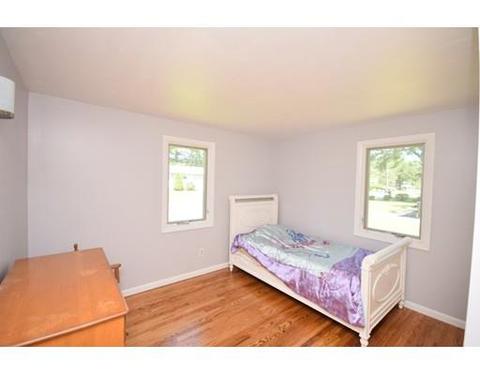 203 Glenoak Dr, Springfield, MA 01129 photo 11
