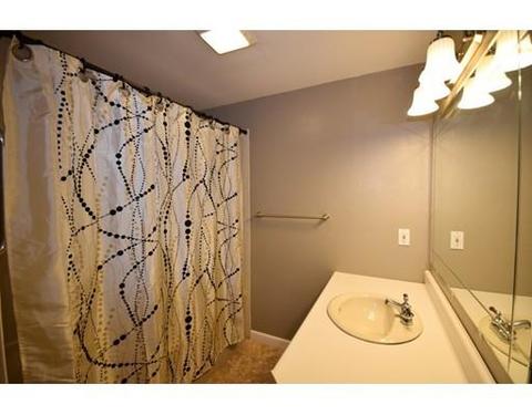 203 Glenoak Dr, Springfield, MA 01129 photo 13