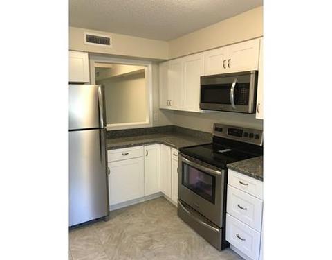 8 Beals Cove Rd #E, Hingham, MA 02043 photo 9