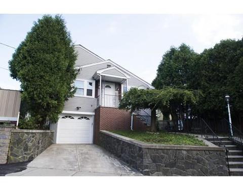 134 Taylor St, Everett, MA 02149 photo 1