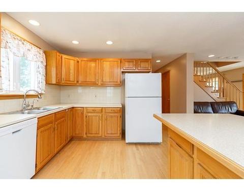 180 Colfax St, Fall River, MA 02720 photo 15