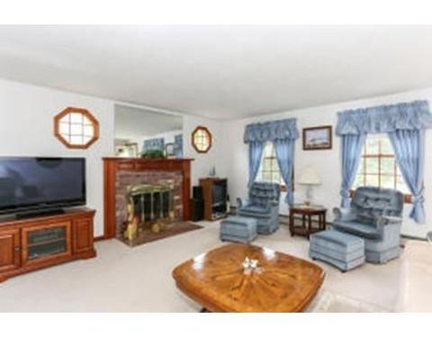 39 Pinecrest Ave, Mashpee, MA 02649 photo 8