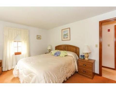 39 Pinecrest Ave, Mashpee, MA 02649 photo 13