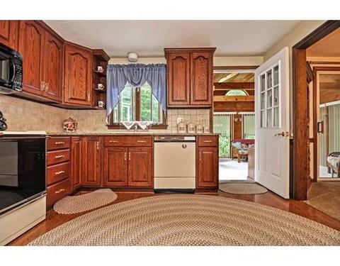 6 Joseph Rd, Mendon, MA 01756 photo 5