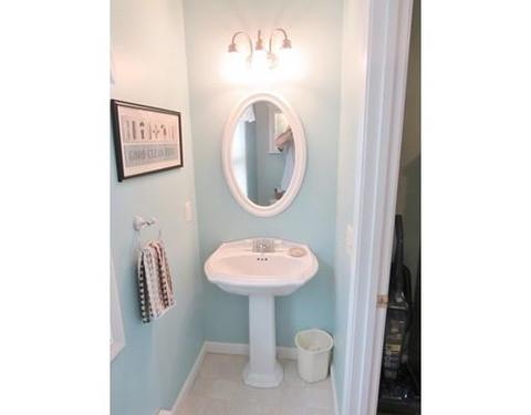 4 Lux Ave, Easthampton, MA 01027 photo 9