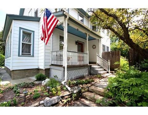 13 North St, Erving, MA 01344 photo 4