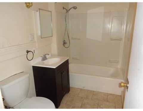 39 Ralph St, Springfield, MA 01109 photo 6