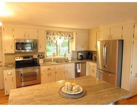 20 W Sutton Rd, Sutton, MA 01590 photo 4