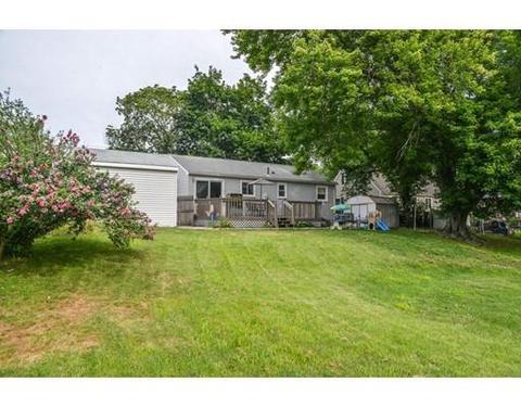 53 Armanella St, Chicopee, MA 01020 photo 3