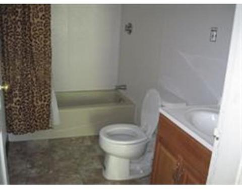 1 Derby St, Worcester, MA 01604 photo 3