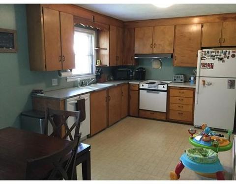 31 Ross Ave, Chicopee, MA 01020 photo 3