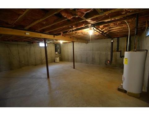 102 Avery St, Springfield, MA 01119 photo 8