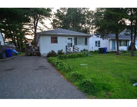 102 Avery St, Springfield, MA 01119 photo 1