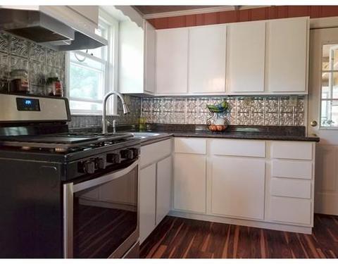 202 Lake Ave, East Wareham, MA 02538 photo 4