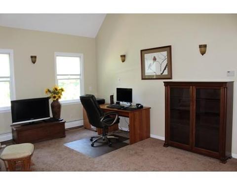 80 Caesar Chelor Dr, Wrentham, MA 02093 photo 18
