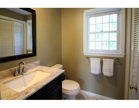 6 Moccasin Ln, Chelmsford, MA 01824 photo 9