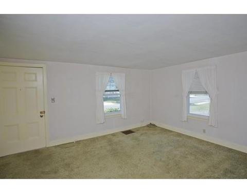 69 Audubon St, Springfield, MA 01108 photo 7