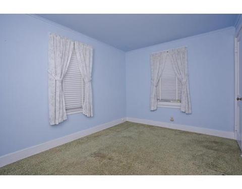 69 Audubon St, Springfield, MA 01108 photo 10