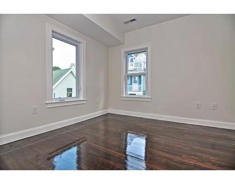 5 Chestnut St, Everett, MA 02149 photo 16