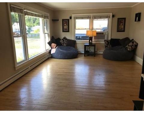 439 Prospect St, Chicopee, MA 01020 photo 5