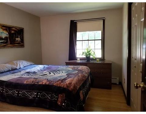 8 Robin Rd, Easthampton, MA 01027 photo 9