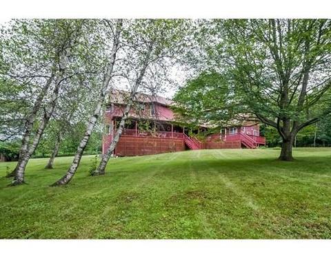 66 Taft St, Upton, MA 01568 photo 4