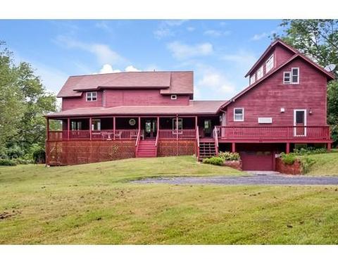 66 Taft St, Upton, MA 01568 photo 3