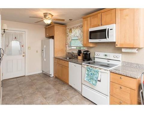 40 Hillside Ave, Braintree, MA 02184 photo 5