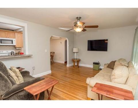 40 Hillside Ave, Braintree, MA 02184 photo 4