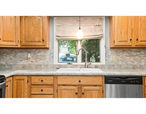 25 Thornton Rd, Worcester, MA 01606 photo 5