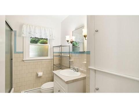 25 Thornton Rd, Worcester, MA 01606 photo 11