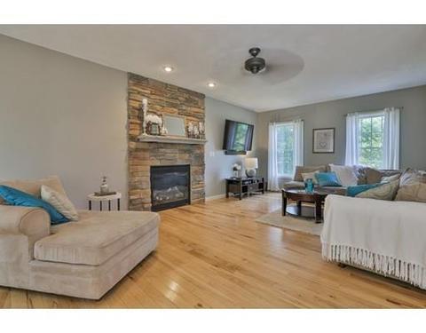 22 Simpson Rd, Windham, NH 03087 photo 8