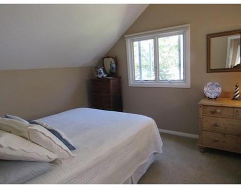 10 Pinewood Rd, Buzzards Bay, MA 02532 photo 19