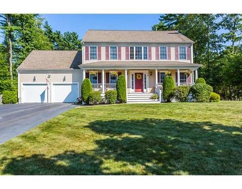 85 Queens Cir, Raynham, MA 02767 photo 1