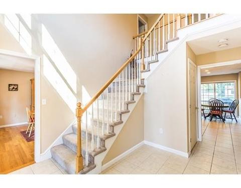 85 Queens Cir, Raynham, MA 02767 photo 5