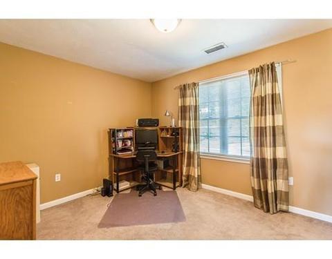 85 Queens Cir, Raynham, MA 02767 photo 20