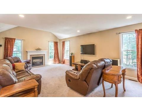85 Queens Cir, Raynham, MA 02767 photo 7