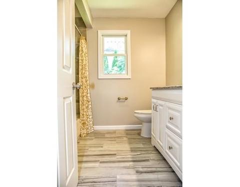 34 Emerson St, Springfield, MA 01118 photo 13