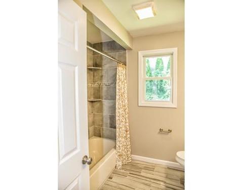 34 Emerson St, Springfield, MA 01118 photo 12