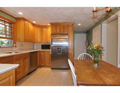 8 Mayfair Rd, Dedham, MA 02026 photo 6