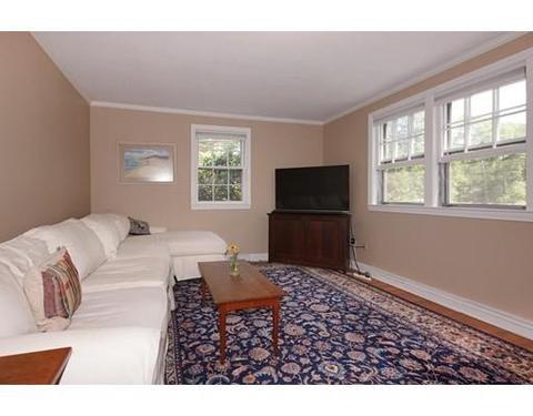 8 Mayfair Rd, Dedham, MA 02026 photo 10