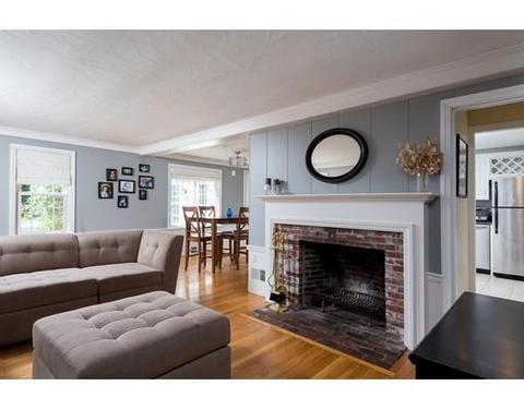 32 Pine St, Hanover, MA 02339 photo 9