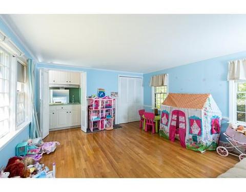 32 Pine St, Hanover, MA 02339 photo 15