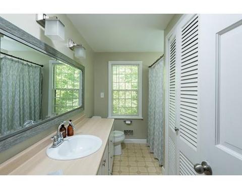 32 Pine St, Hanover, MA 02339 photo 13
