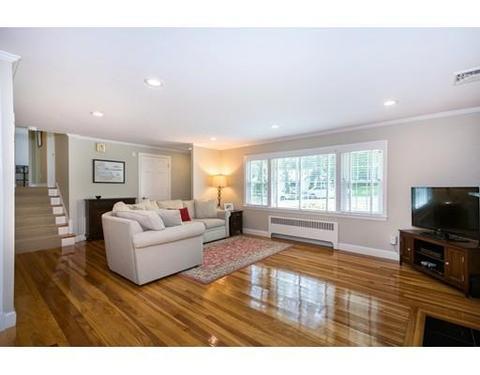 25 Colonial Rd, Hingham, MA 02043 photo 3