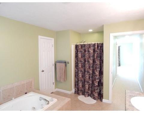 3865 N Main St # 17, Fall River, MA 02720 photo 17