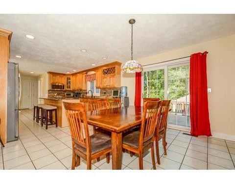 19 Houstons Way, Hampstead, NH 03841 photo 11